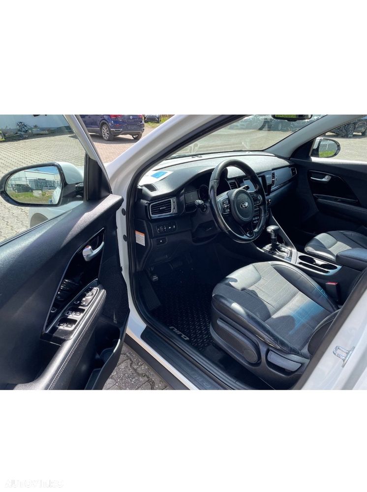 Kia Niro 1.6 GDI 6DCT HEV Comfort - 13