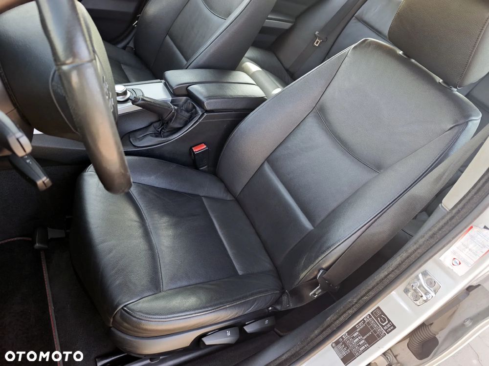 BMW Seria 3 318d - 6