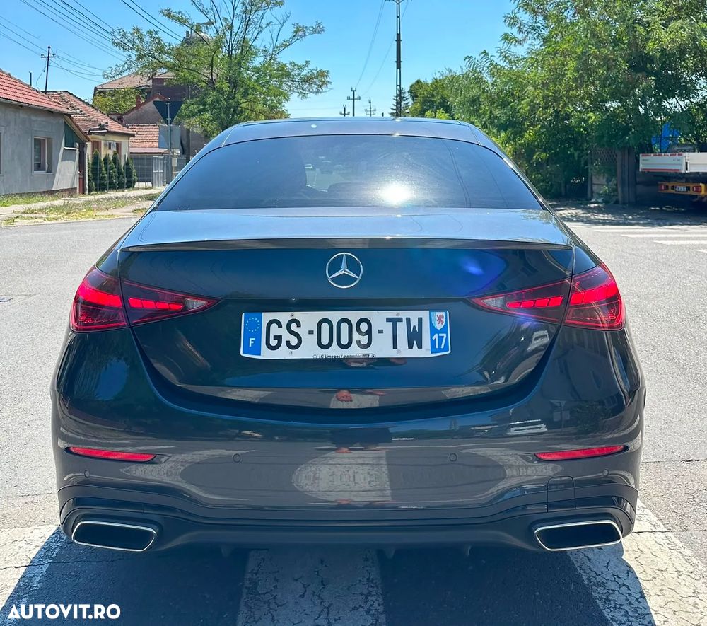 Mercedes-Benz C - 16