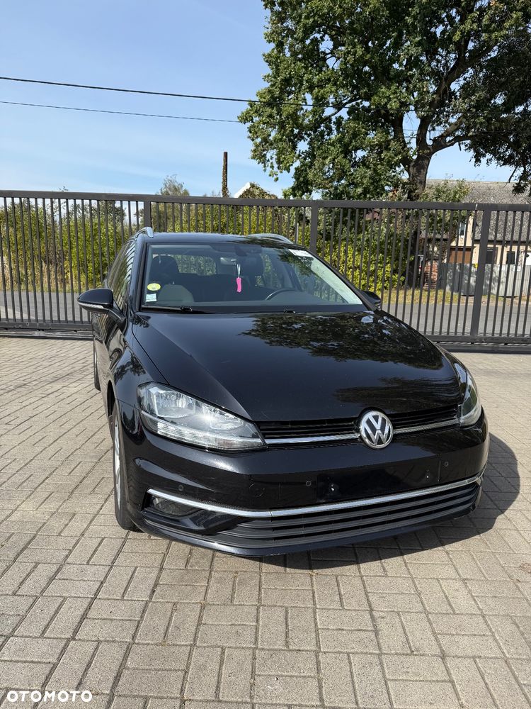 Volkswagen Golf - 3