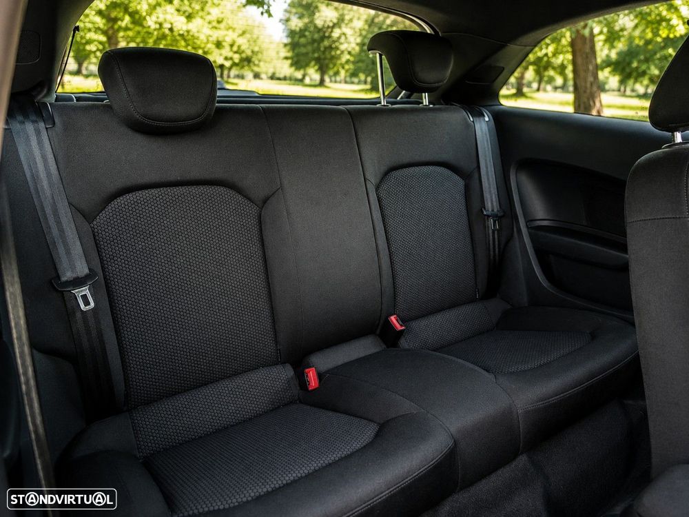 Audi A1 1.6 TDI Sport - 11