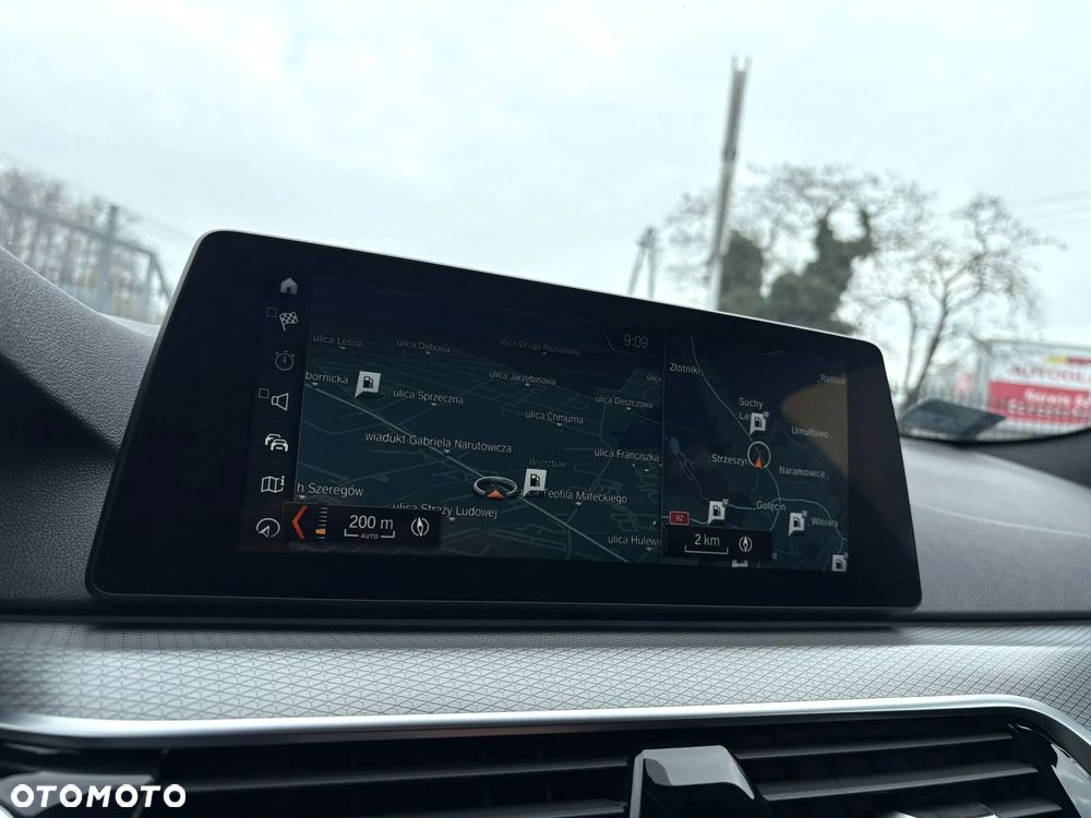 BMW Seria 5 530d xDrive M Sport sport - 22