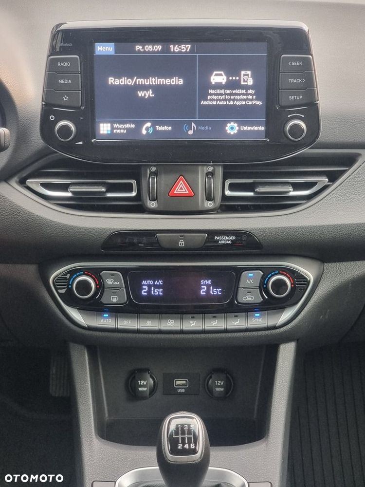 Hyundai i30 1.5 DPI Smart - 34