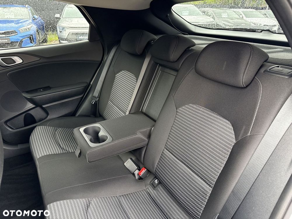 Kia XCeed 1.6 T-GDI M DCT - 11