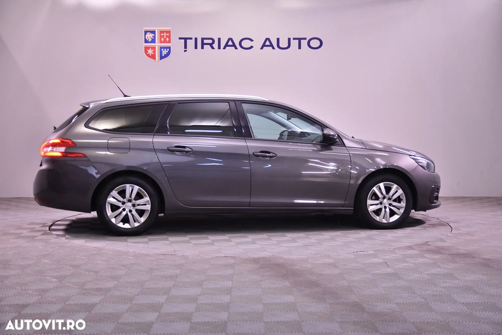 Peugeot 308 - 6
