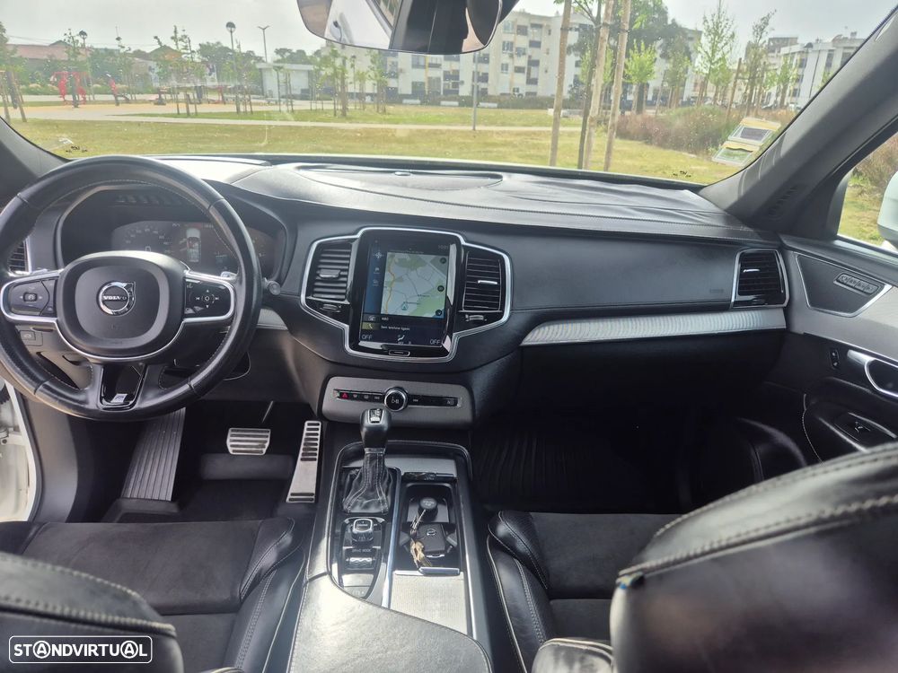 Volvo XC 90 2.0 D4 R-Design - 23