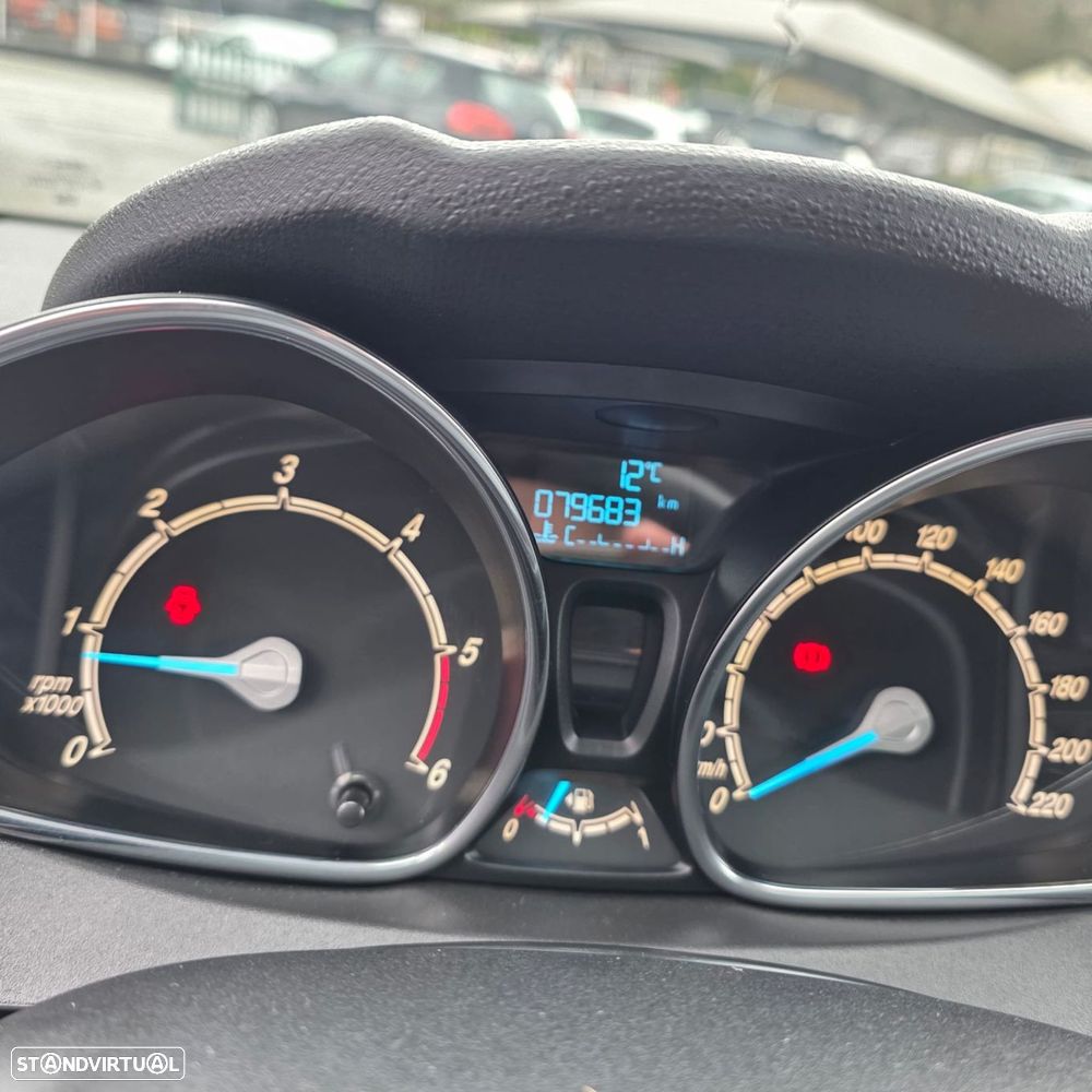 Ford Fiesta 1.5 TDCi Titanium - 6