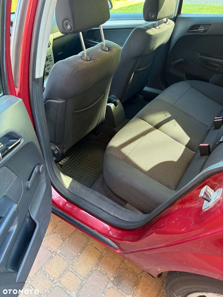 Opel Astra - 19