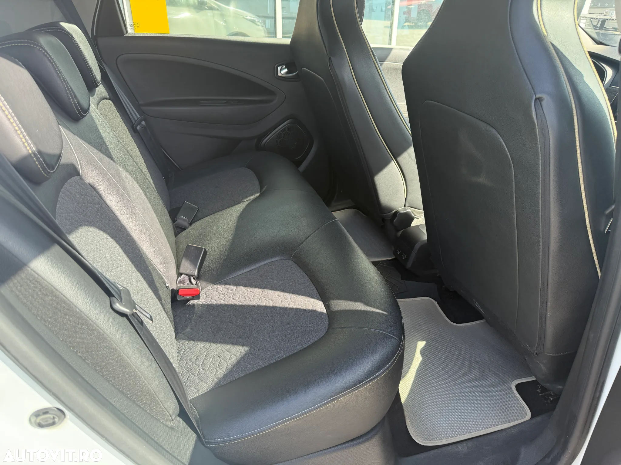 Renault ZOE 50 R135 Iconic - 14