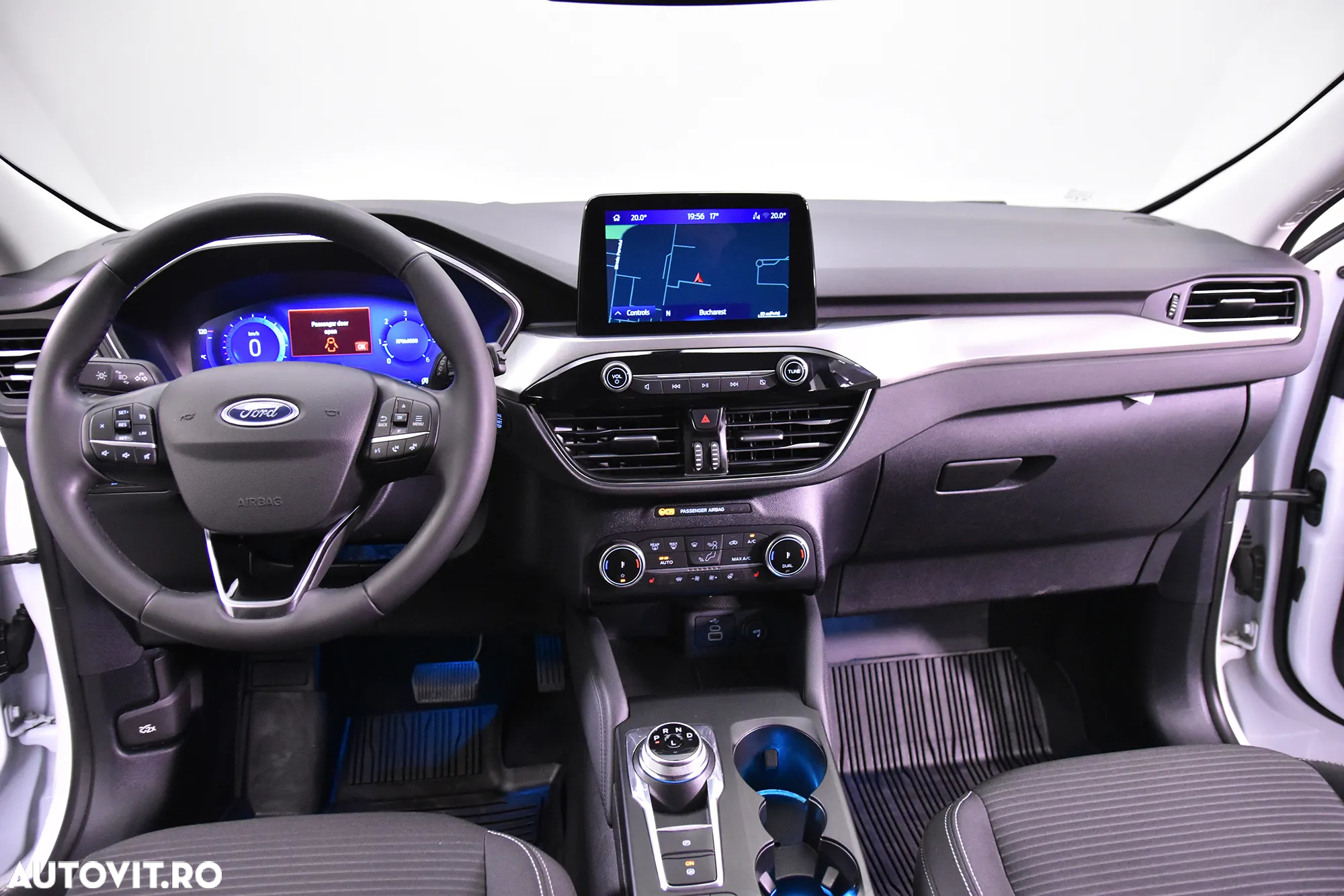Ford Kuga - 9