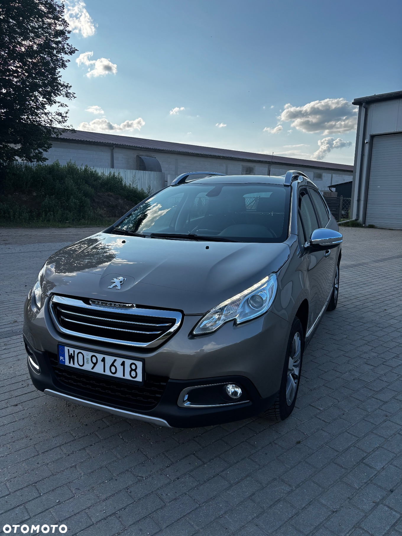 Peugeot 2008 1.2 Pure Tech GPF Allure S&S - 16