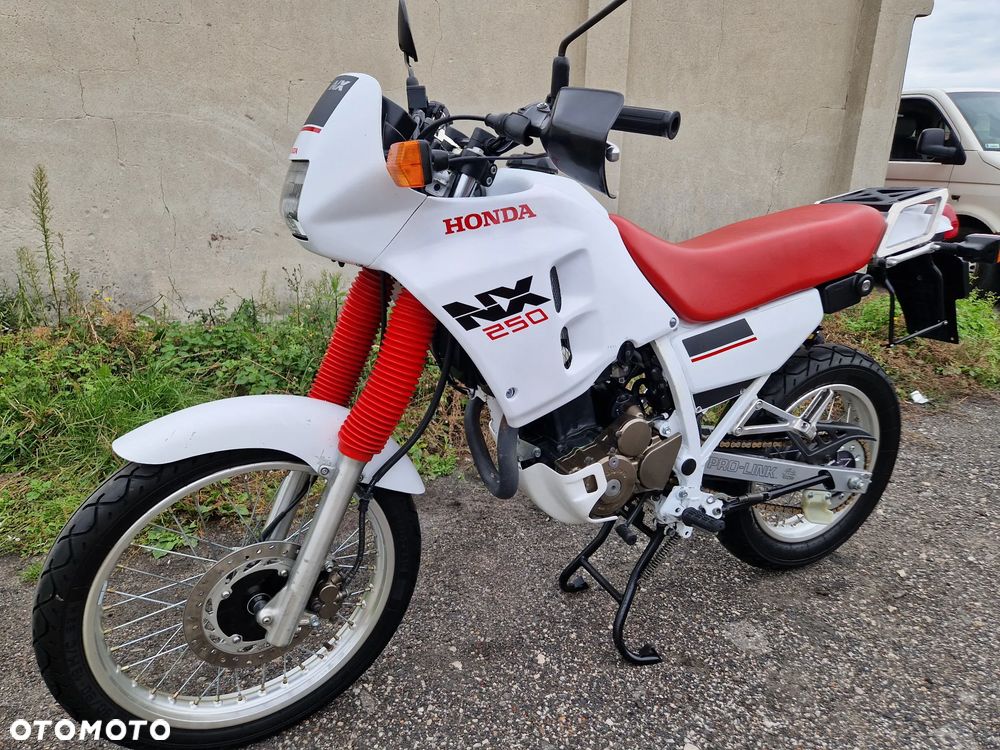 Honda NX - 3