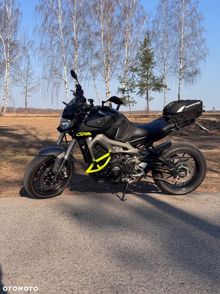Yamaha MT - 2