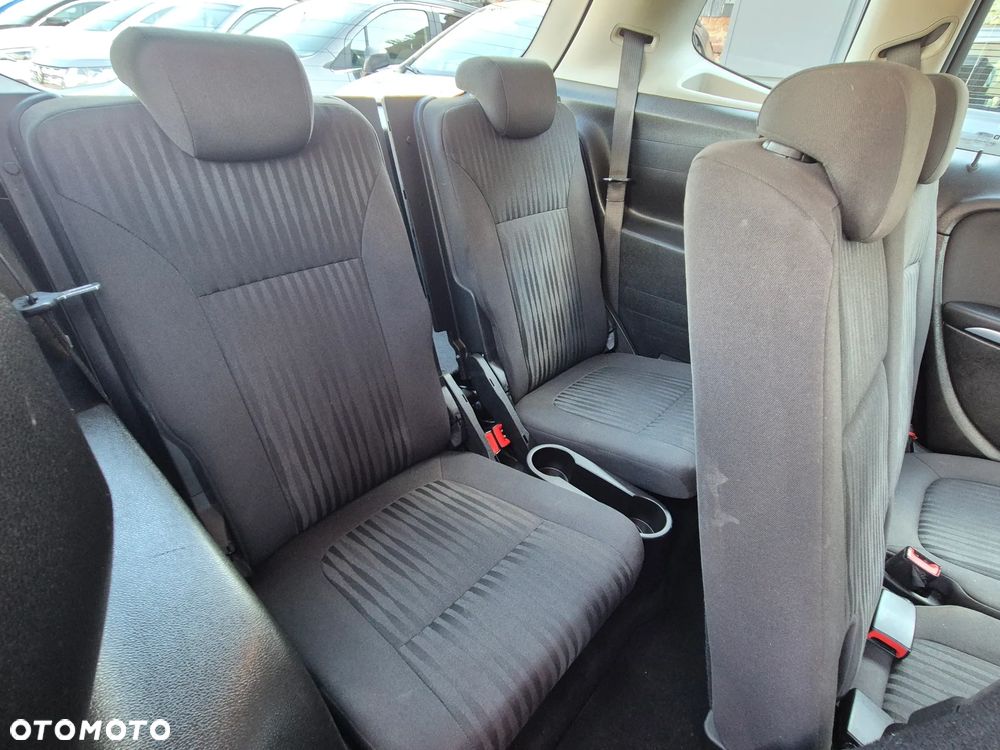 Opel Zafira Tourer 1.4 Turbo Business Innovation - 29