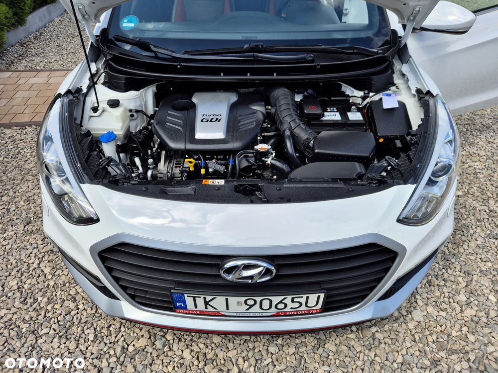 Hyundai i30 1.6 T GDI Turbo - 23