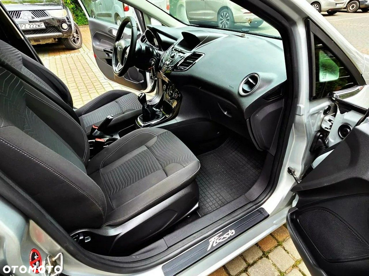 Ford Fiesta 1.0 EcoBoost Titanium - 10