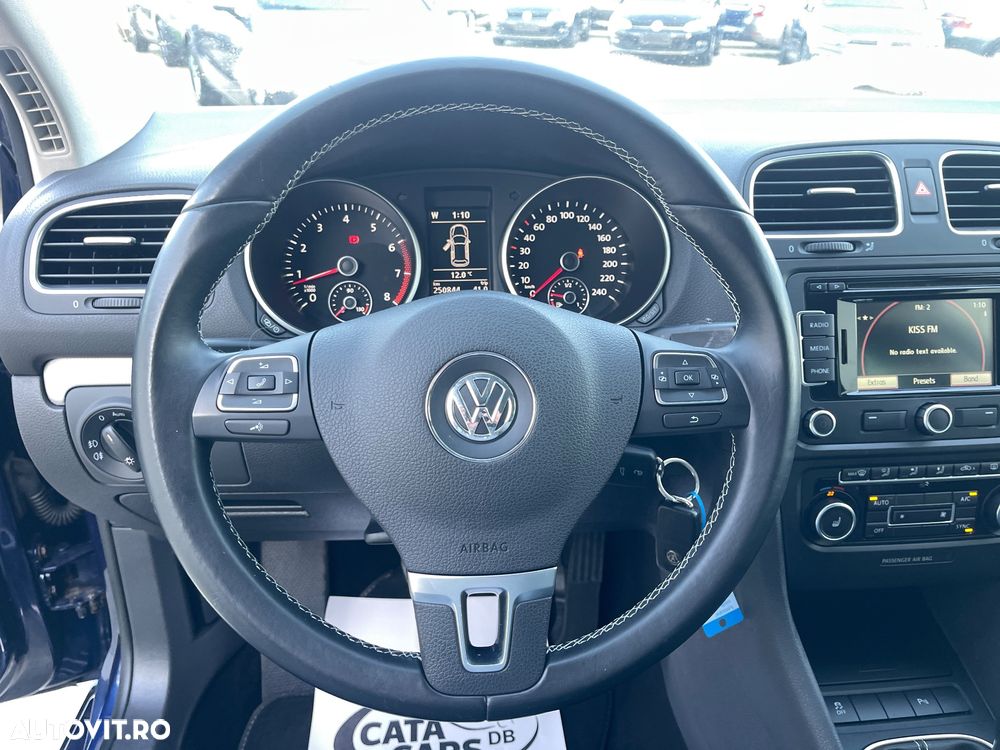 Volkswagen Golf 1.4 TSI MATCH - 38