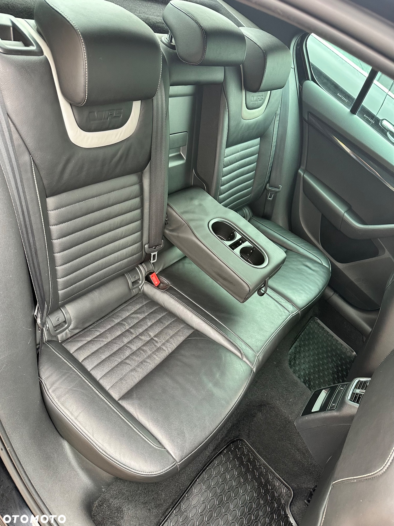Skoda Octavia 2.0 TDI RS - 13