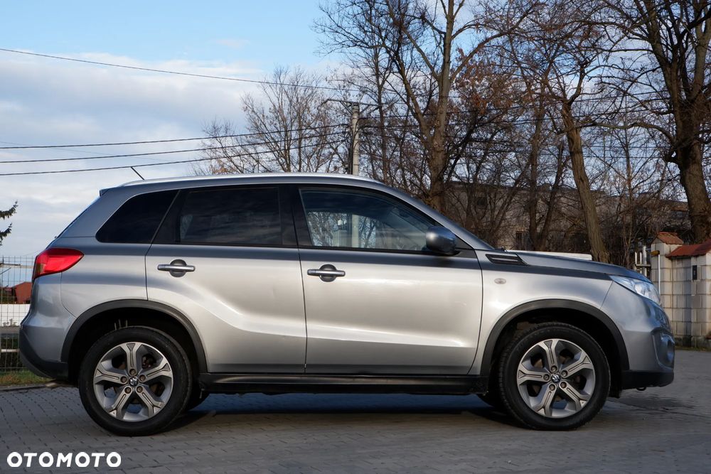 Suzuki Vitara 1.6 DDiS (4x4) Allgrip Comfort - 31