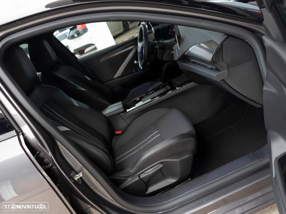 Opel Astra 1.5 D GS Line Aut. - 13