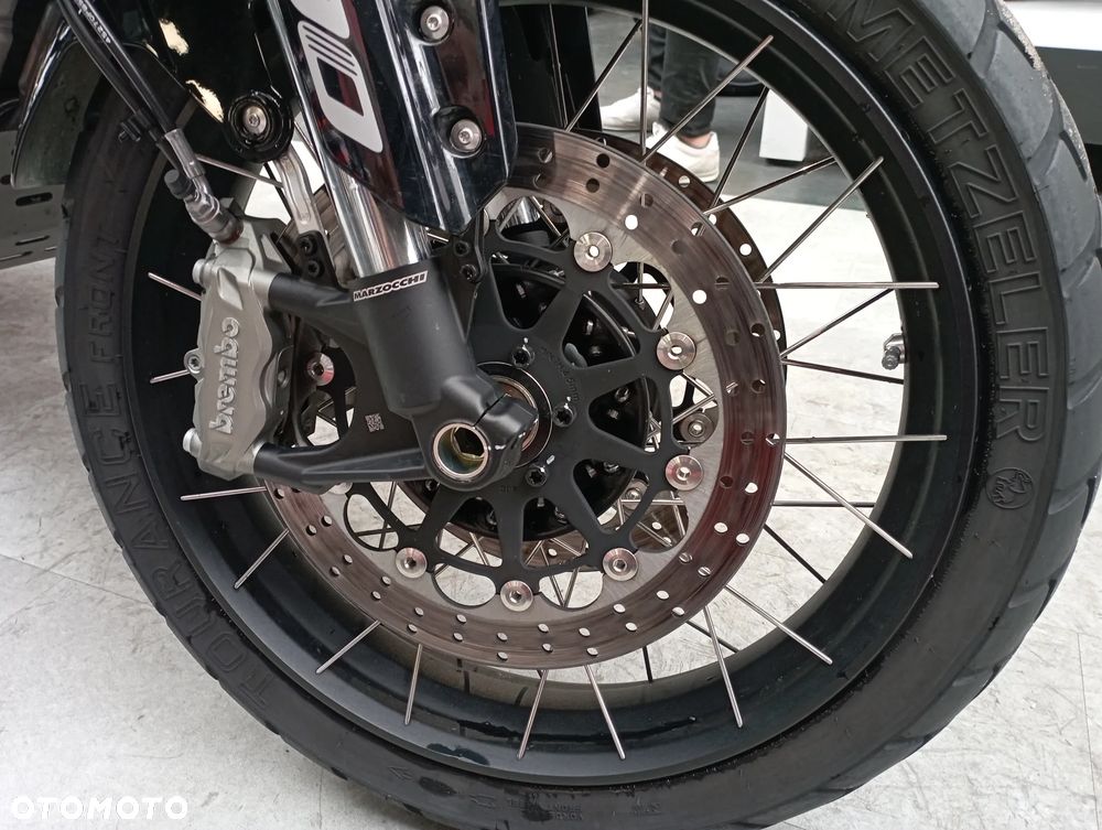 QJMOTOR SRT 600SX - 16