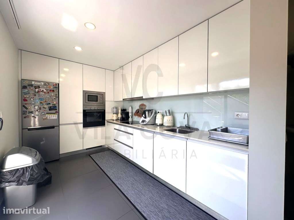 Moradia em Banda T3 Triplex Venda Póvoa de Varzim - Grande imagem: 3/16