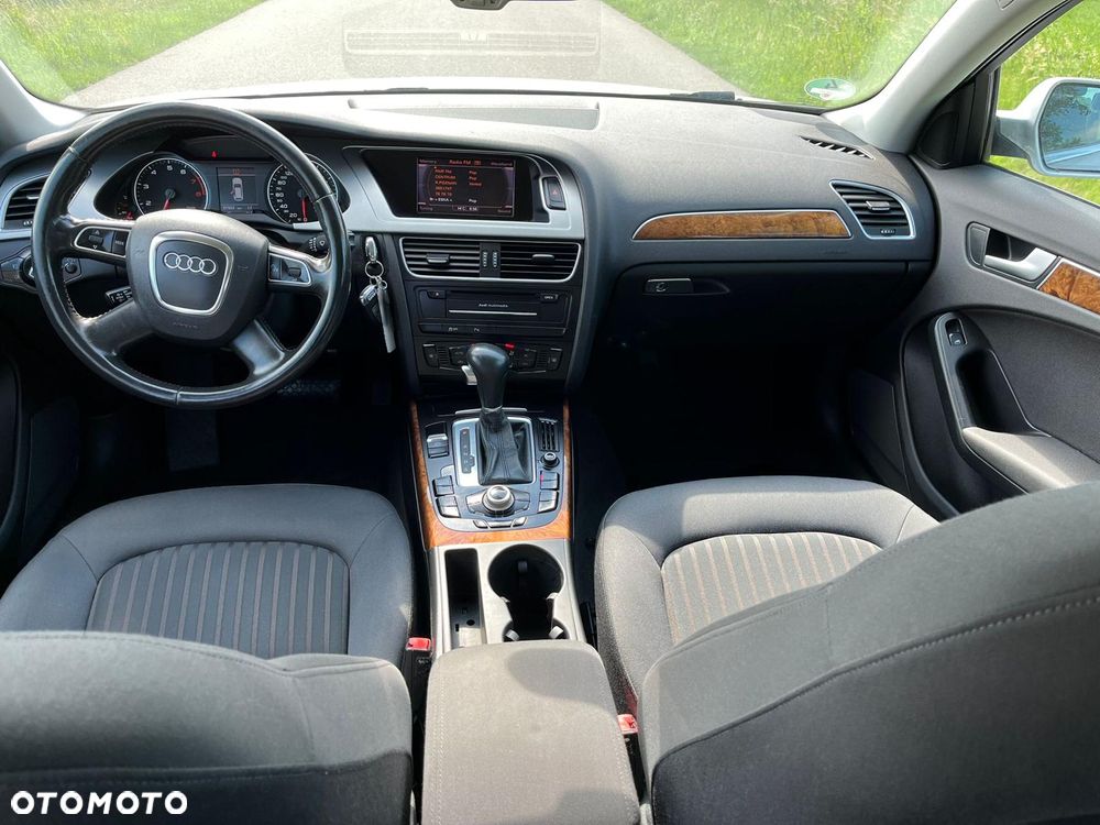 Audi A4 Avant - 10