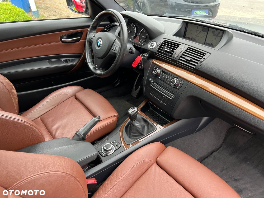 BMW Seria 1 123d - 22