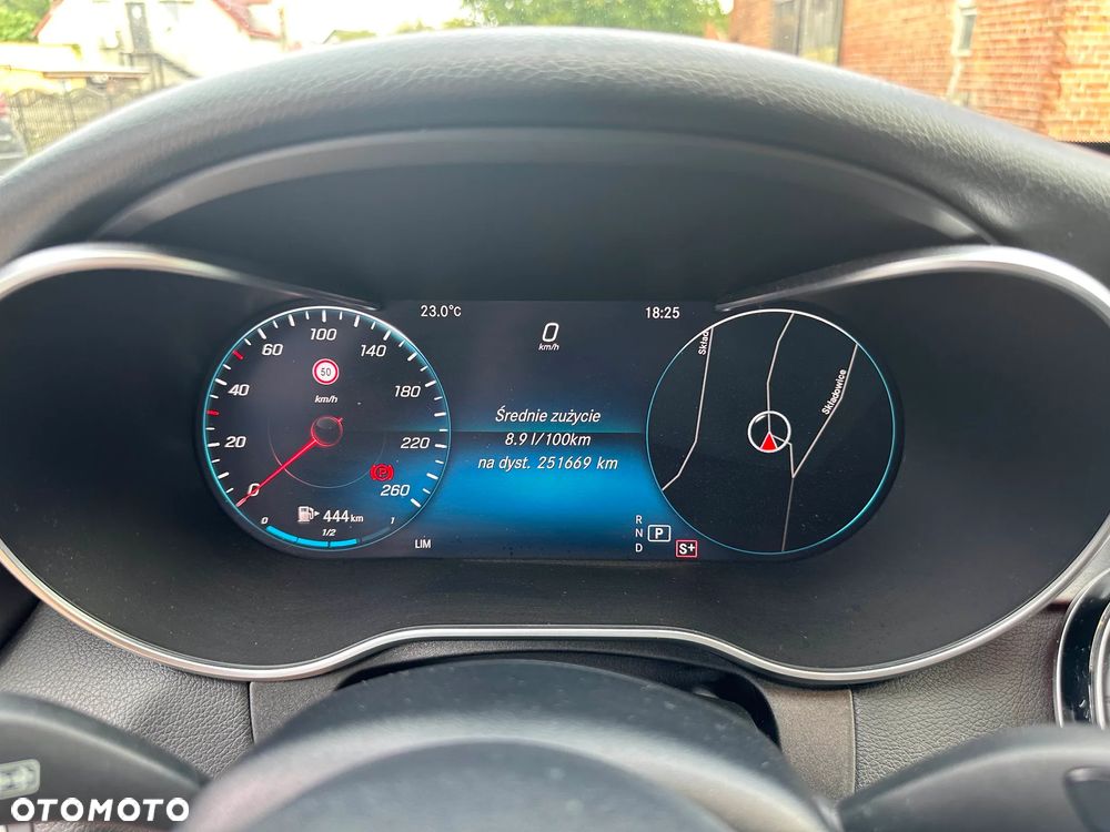 Mercedes-Benz Klasa C 300 d 4MATIC 9G-TRONIC - 10