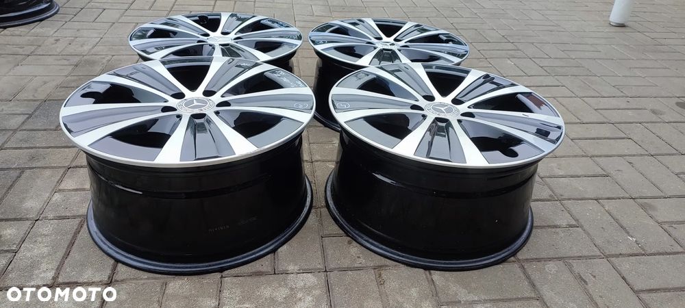 FELGI ALUMINIOWE 5x112 2x8Jx18 CALI ET43 fi 66,6 STOPNIOWANE 2x9J 18 CALI ET 52,5 MERCEDES W 213 4 SZTUKI KOMPLET - 18