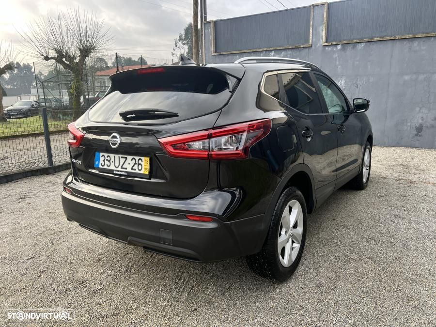 Nissan Qashqai 1.5 dCi N-Connecta - 6