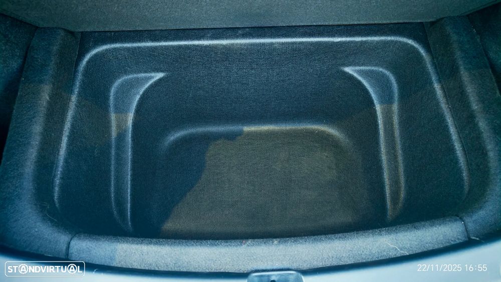 Tesla Model Y Performance Tração Integral - 20