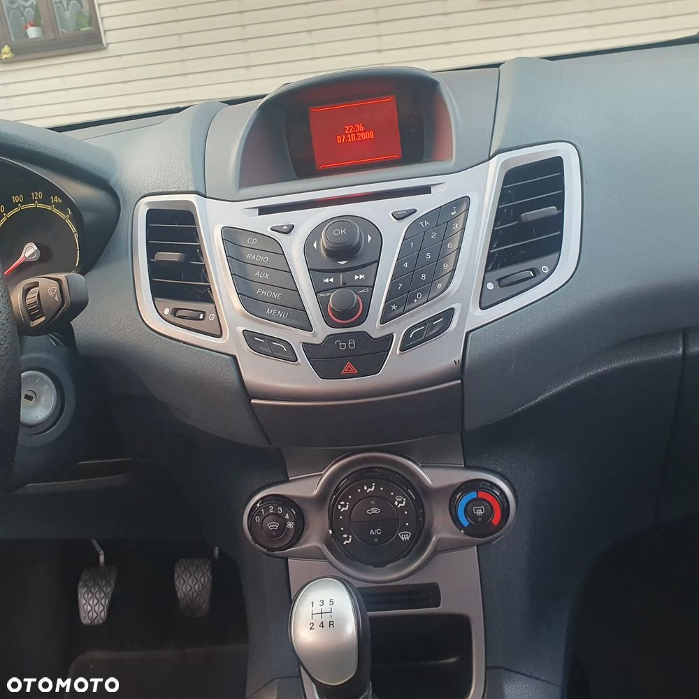 Ford Fiesta 1.6 TDCI Trend - 16