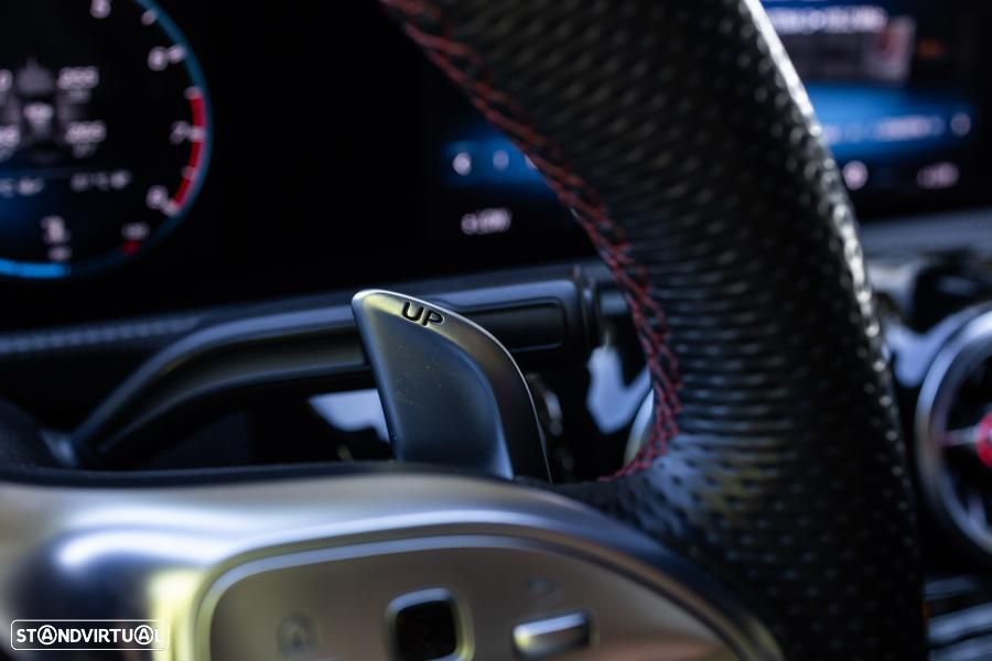 Mercedes-Benz CLA 35 AMG - 34