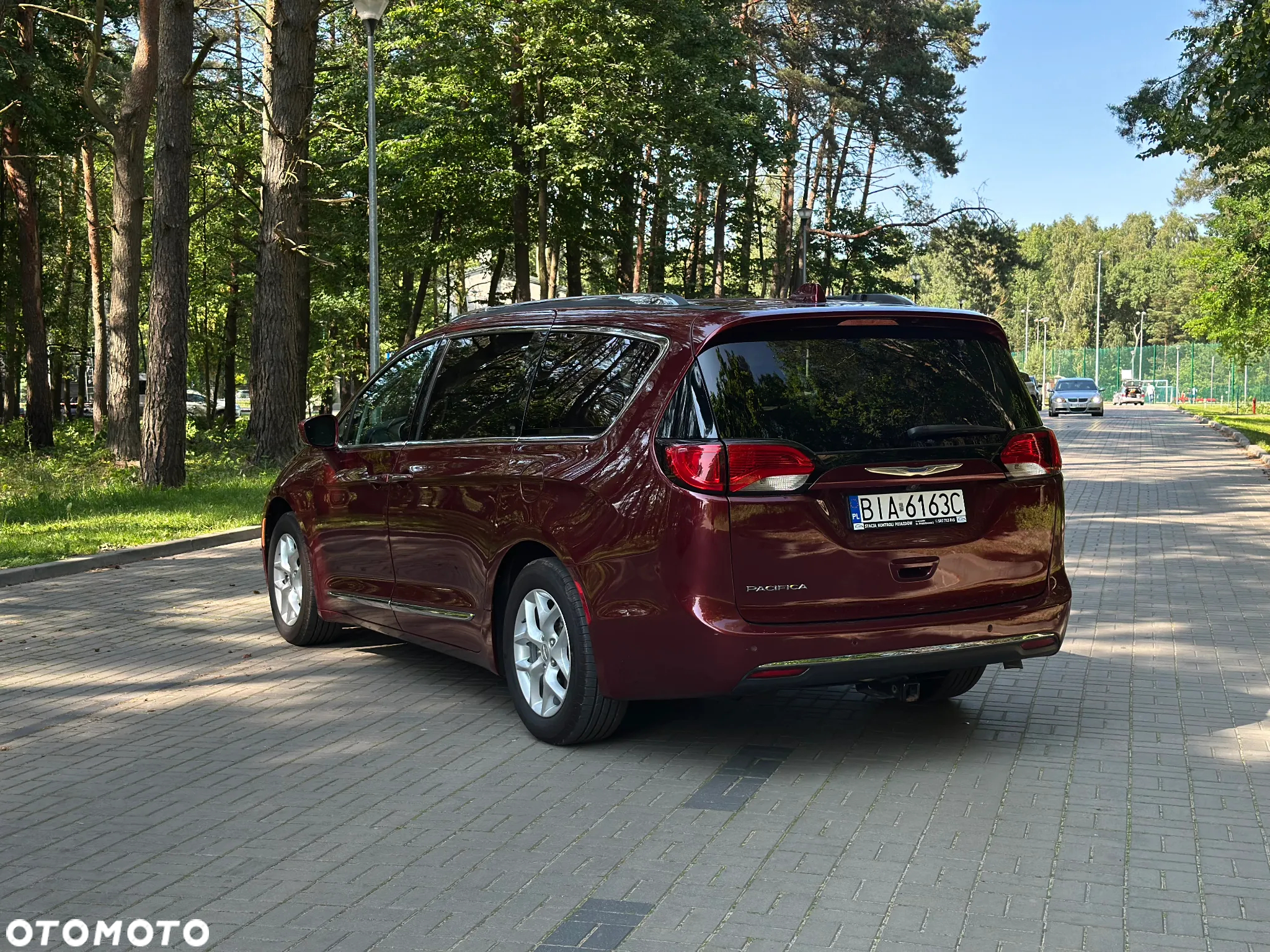 Chrysler Pacifica - 6