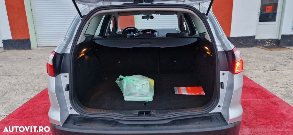 Ford Focus 1.6 TDCI DPF Trend - 23