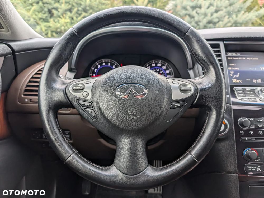 Infiniti FX FX35 AWD - 22