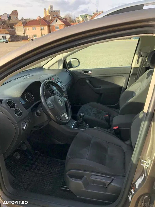 Volkswagen Golf Plus - 8
