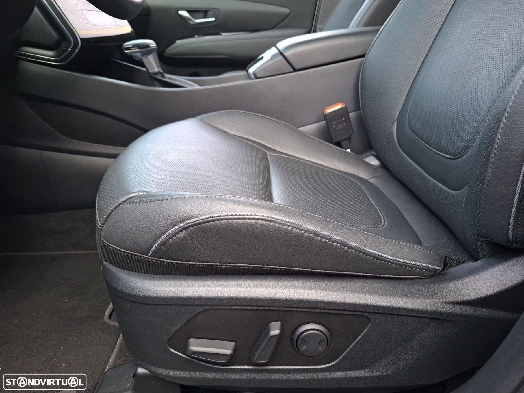 Hyundai Tucson 1.6 CRDi Vanguard DCT - 15