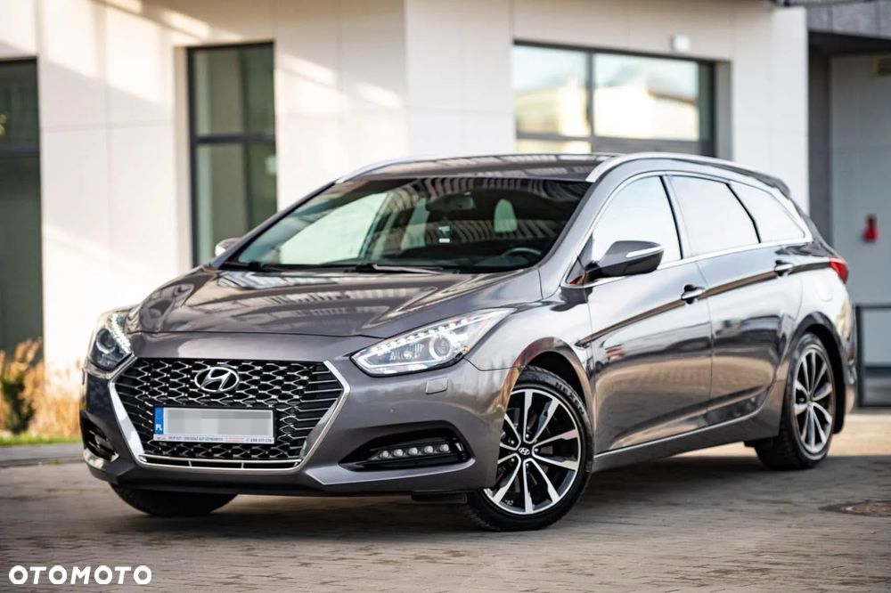 Hyundai i40 1.6 CRDi Premium DCT - 1
