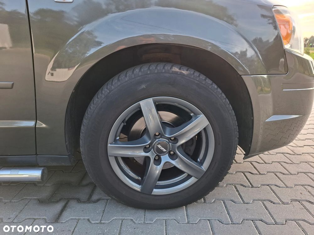 Chrysler Grand Voyager - 16