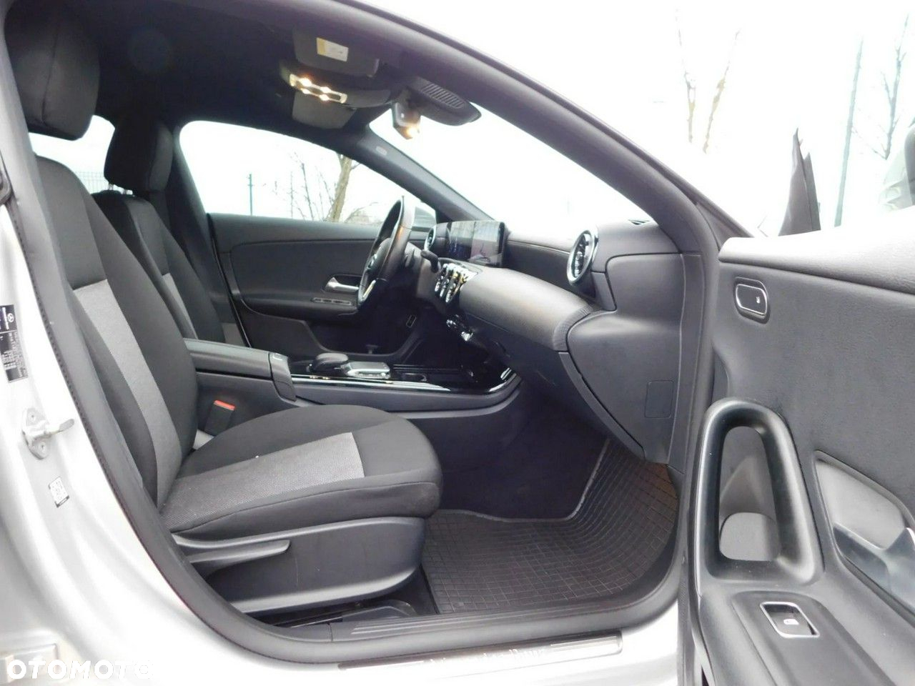 Mercedes-Benz CLA 200 d 8G-DCT - 15