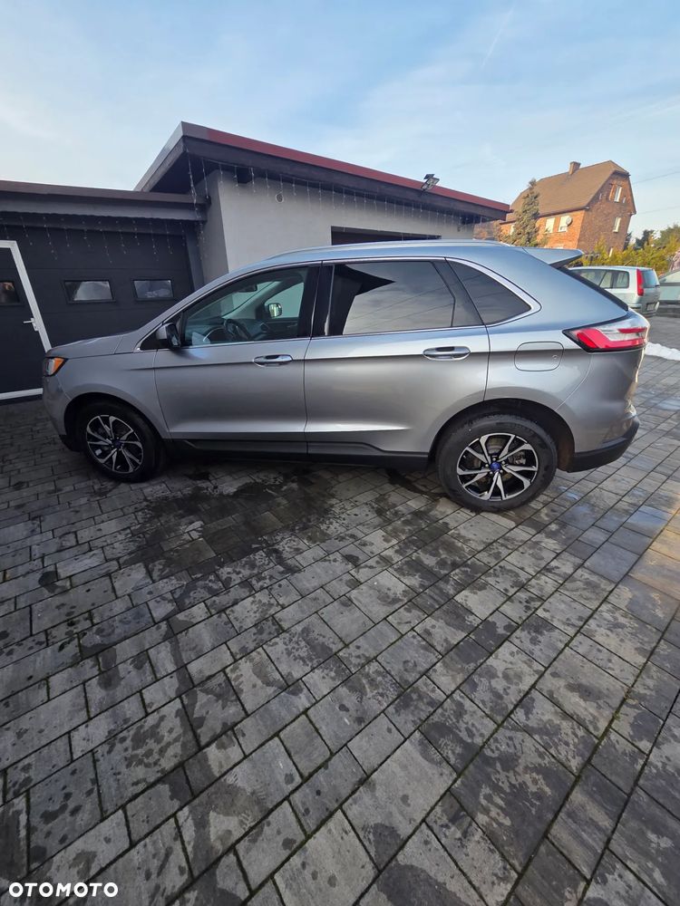 Ford Edge - 2