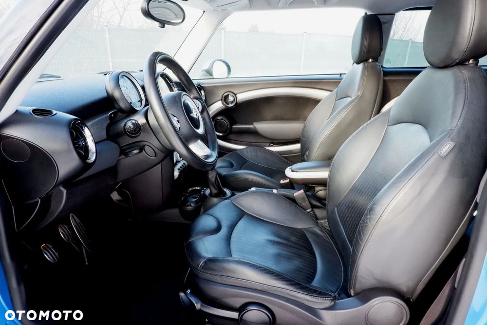 MINI Cooper S - 24
