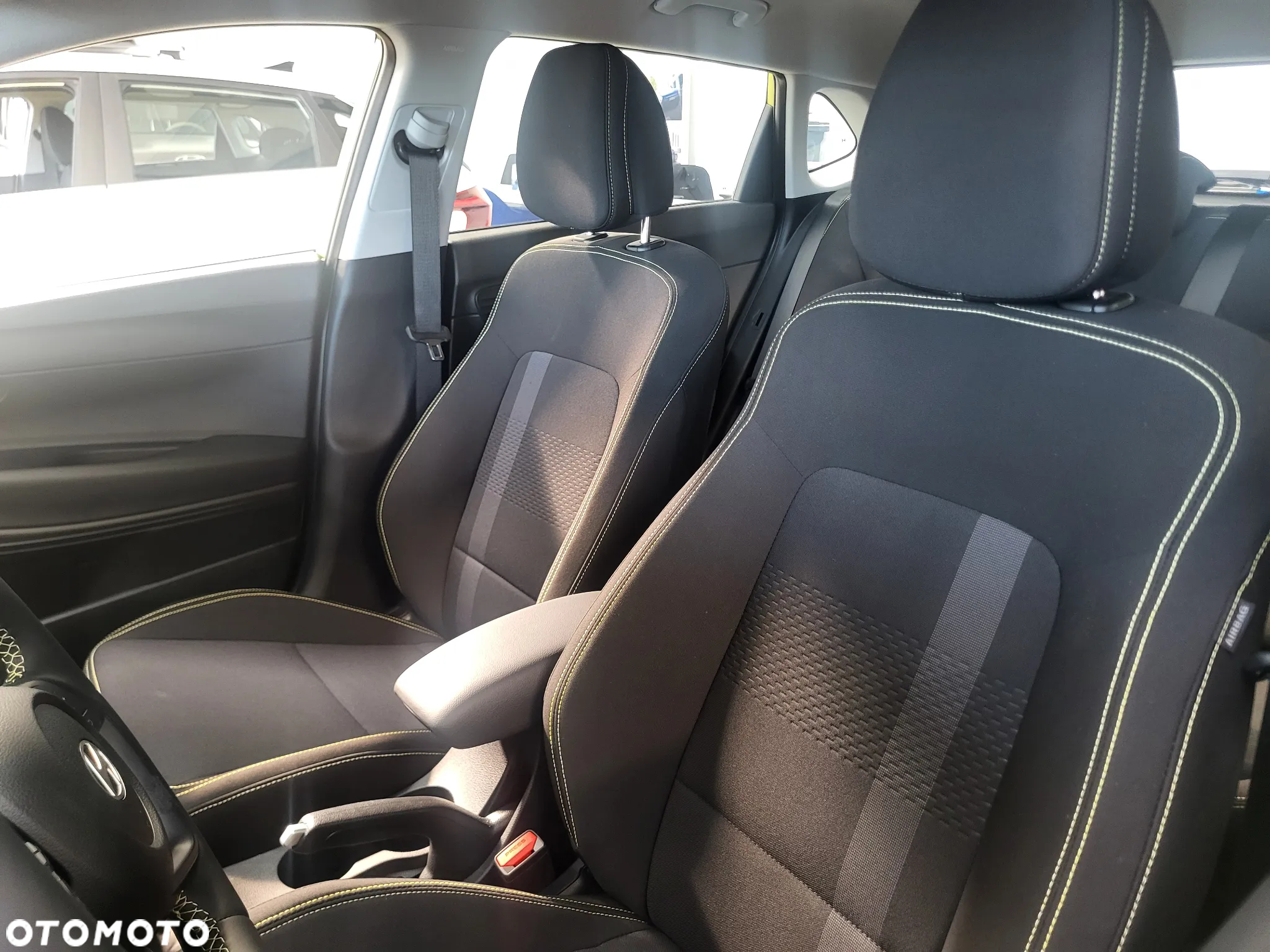 Hyundai i20 1.2 Modern - 10