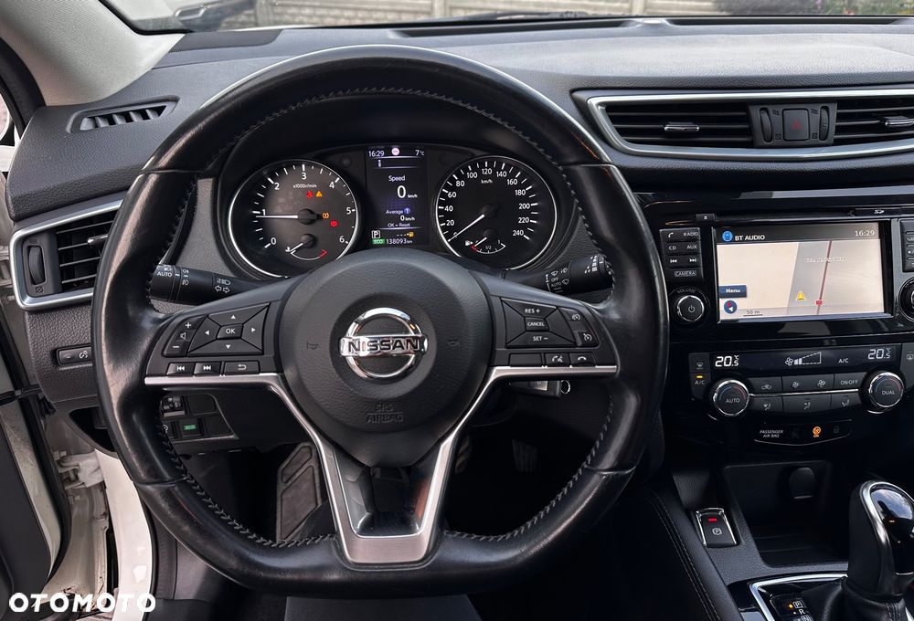 Nissan Qashqai 1.6 DCi Xtronic N-Connecta - 21