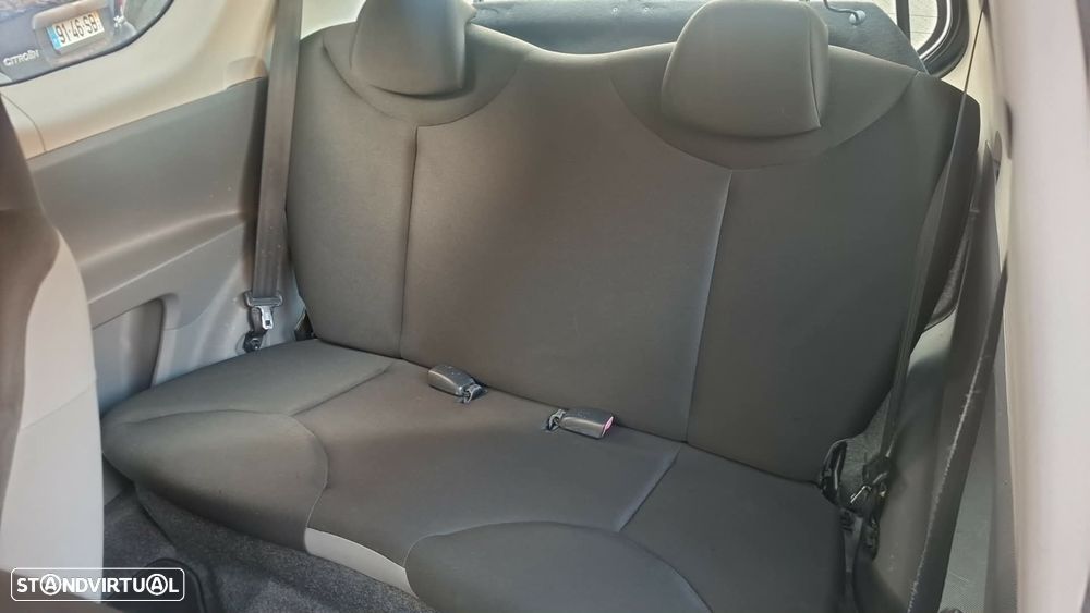 Toyota Aygo City - 10