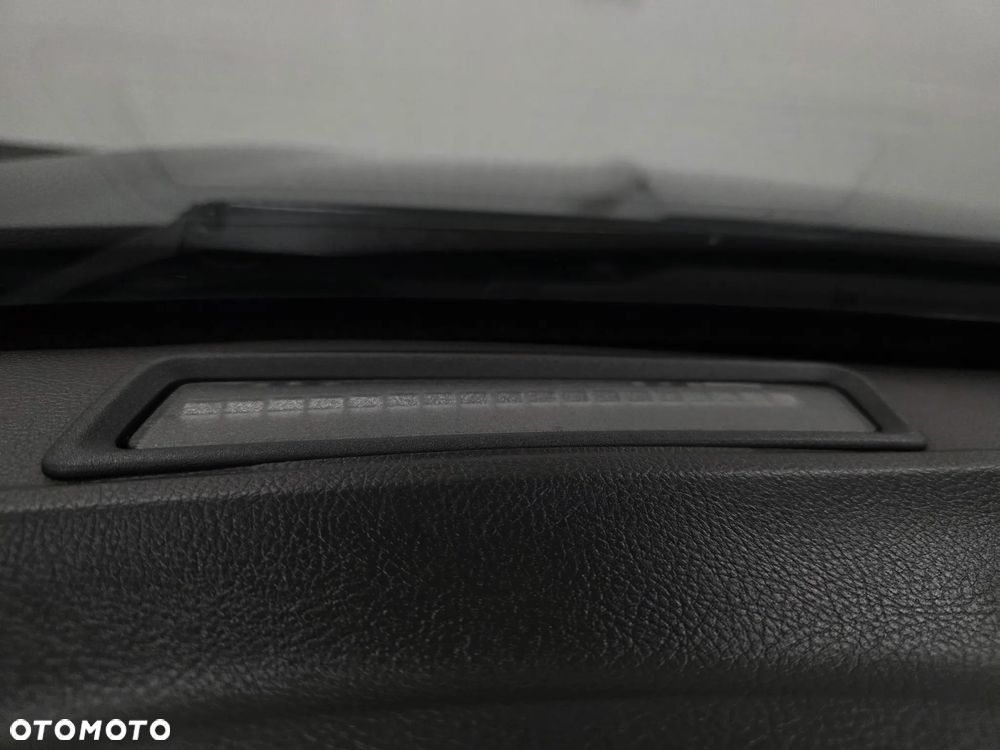 Ford Mondeo 2.0 TDCi Titanium PowerShift - 22