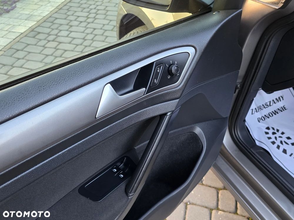 Volkswagen Golf 1.6 BlueTDI Comfortline - 25