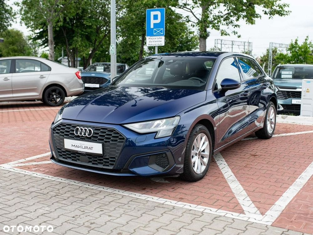 Audi A3 Sportback - 3